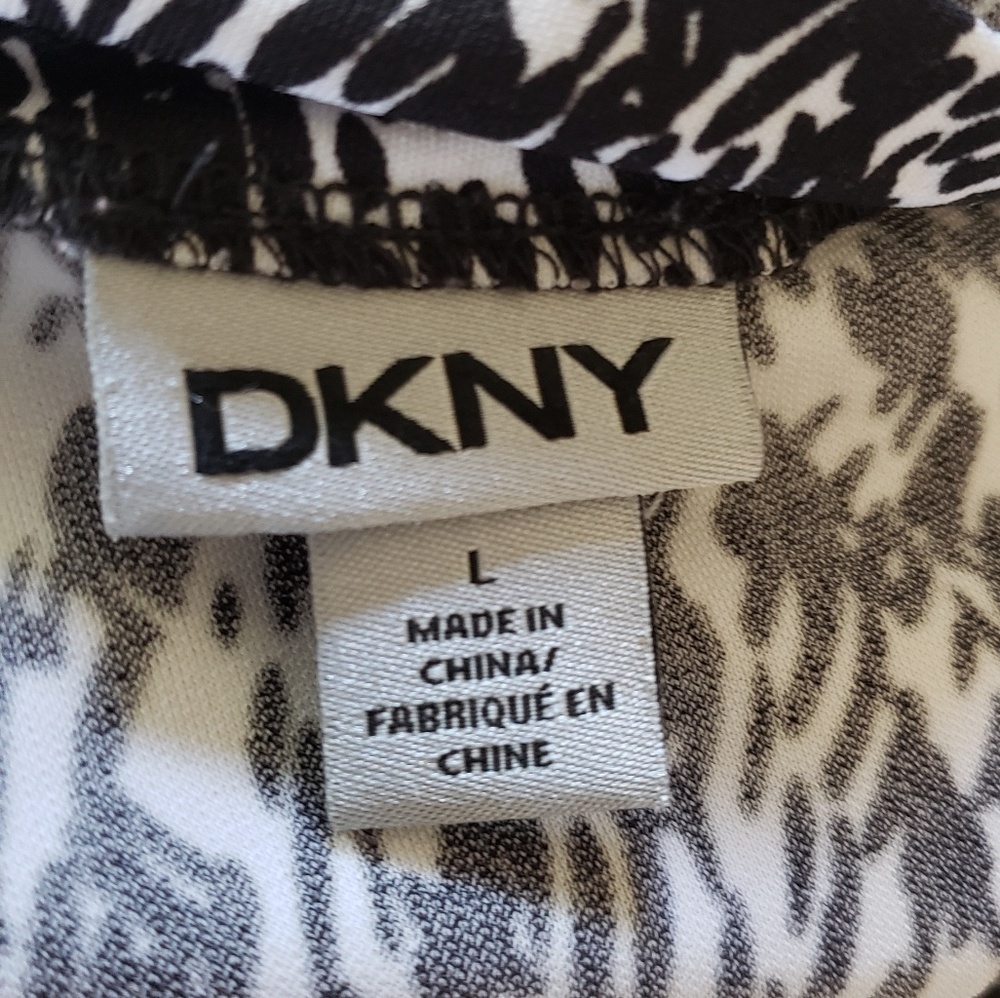 DkNY short Romper - Picture 8 of 8
